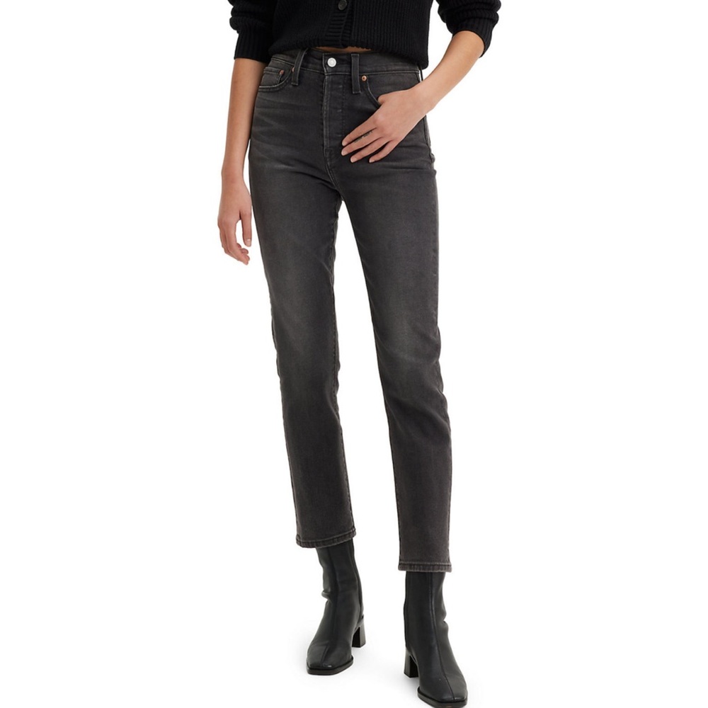 Levi’s Women’s Wedgie Straight size W29 L28